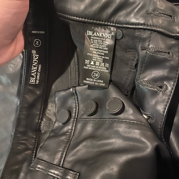 Blank NYC Jeans - Picture 4 of 8